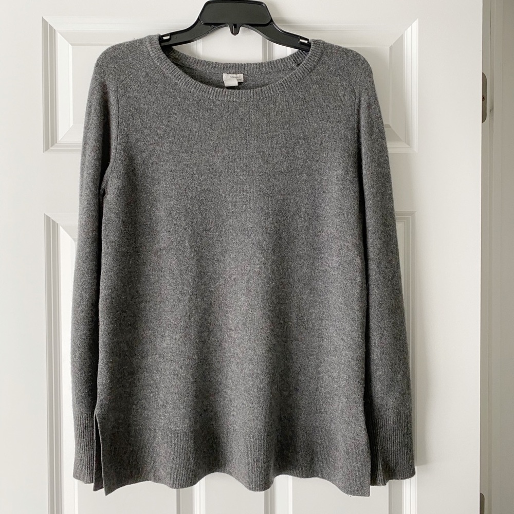 Grey cashmere sweater